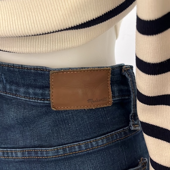 Madewell High rise light wash denim skinny jeans - Picture 5 of 8